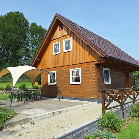 Roubenka Haj Villa Jindrichovice Exteriör bild
