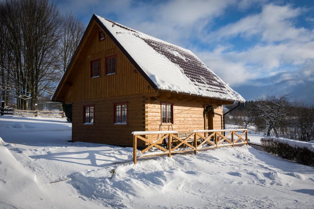 Roubenka Haj Villa Jindrichovice Exteriör bild