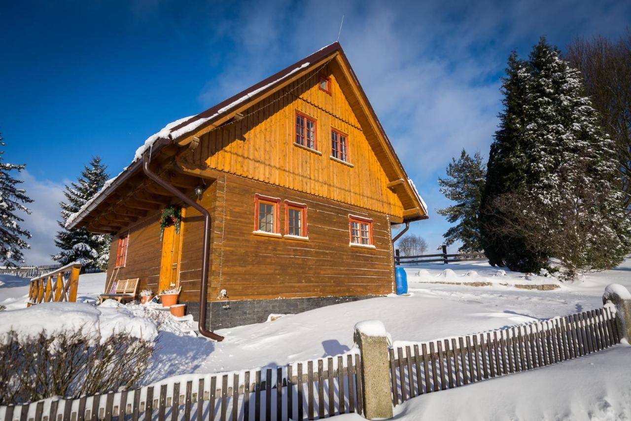 Roubenka Haj Villa Jindrichovice Exteriör bild