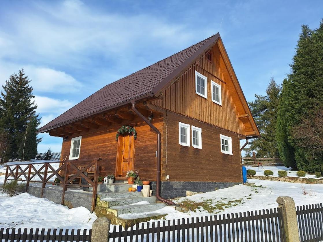 Roubenka Haj Villa Jindrichovice Exteriör bild