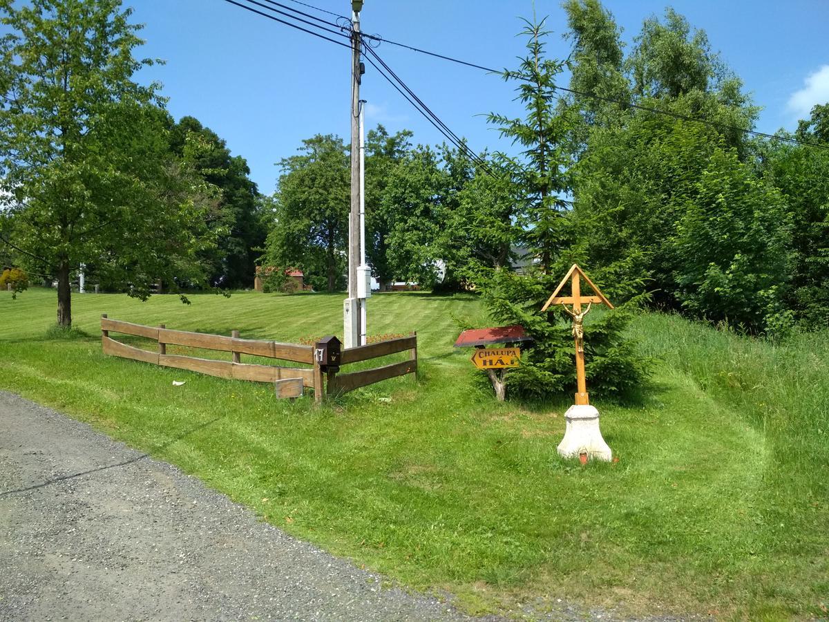 Roubenka Haj Villa Jindrichovice Exteriör bild